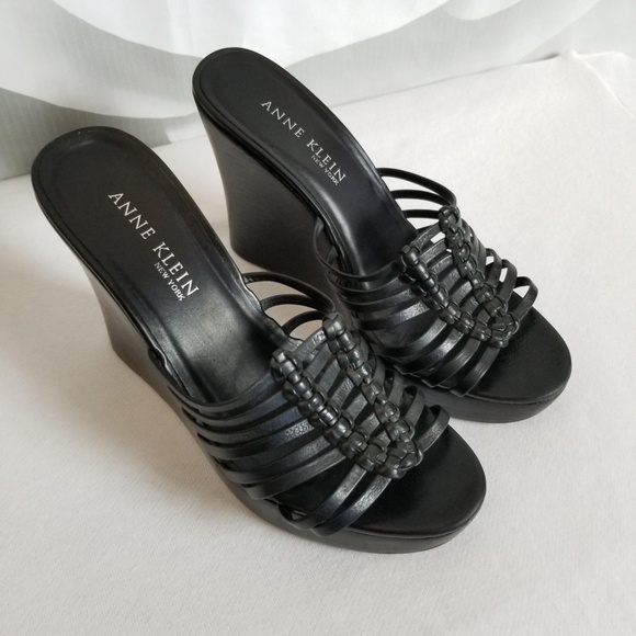 Art Walk Metallic Gladiator Heels GOLD | Gold gladiator heels, Gladiator sandals heels